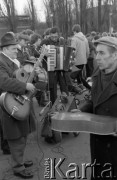 18.04.1982, Warszawa, Polska.
Uliczny koncert 