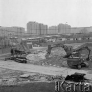 9.06.1983, Warszawa - Ursynów, Polska.
Budowa warszawskiego metra, prace naziemne.
Fot. Jarosław Tarań, zbiory Ośrodka KARTA [83-13]