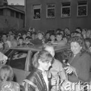 Maj 1985, Polska
Wizyta Lucelii Santos i Rubena de Falco, brazylijskich aktorów grających w serialu 