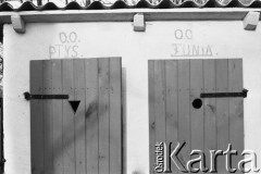1986, Polska.
Szalet z napisami: 