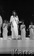 2.08.1986, Sopot, Polska.
Opera Leśna, finał wyborów Miss Polonia, Beata Smela - Miss Publiczności.
Fot. Jarosław Tarań, zbiory Ośrodka KARTA, [86-14]
