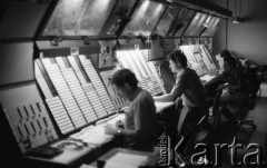Czerwiec 1987, Warszawa, Polska.
Zarząd Kontroli Ruchu Powietrznego.
Fot. Jarosław Tarań, zbiory Ośrodka KARTA [87-35] 

