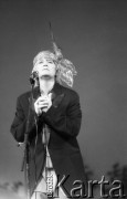 19.03.1988, Warszawa, Polska.
Sala Kongresowa w Pałacu Kultury i Nauki, na scenie Alina Janowska.
Fot. Jarosław Tarań, zbiory Ośrodka KARTA [88-73] 
