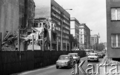 1988-1989, Warszawa, Polska.
Budowa linii metra, rozbiórka budynków w strefie planowanych stacji.
Fot. Jarosław Tarań, zbiory Ośrodka KARTA [89-70] 
