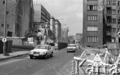 1988-1989, Warszawa, Polska.
Budowa linii metra, rozbiórka budynków w strefie planowanych stacji.
Fot. Jarosław Tarań, zbiory Ośrodka KARTA [89-70] 
