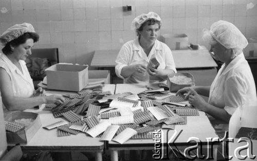 3.08.1989, Grodzisk Mazowiecki, Polska
Pracownice Zakładów Przemysłu Farmaceutycznego 
