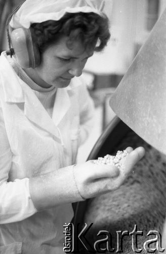 3.08.1989, Żyrardów, woj. Skierniewice, Polska
Pracownica Zakładów Przemysłu Farmaceutycznego 