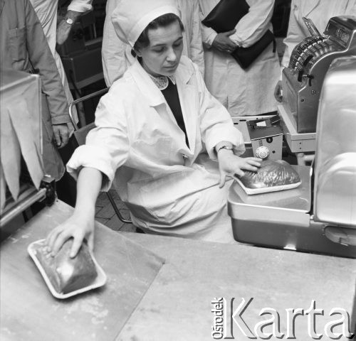 10.05.1968, Warszawa - Służewiec, Polska.
Zakłady Mięsne 