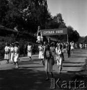 04.05.1968, Łysa Góra, woj. Kraków, Polska.
Migawki z Łysej Góry. Festyn uczniowski w czasie 