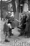 03.05.1963, Polska.
Spalona wieś.
Fot. Jarosław Tarań, zbiory Ośrodka KARTA [63-14]

