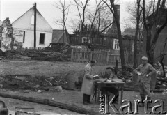 03.05.1963, Polska.
Spalona wieś.
Fot. Jarosław Tarań, zbiory Ośrodka KARTA [63-14]

