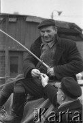 07.03.1963, Warszawa, Polska.
Bazar przy ul. Banacha na Ochocie.
Fot. Jarosław Tarań, zbiory Ośrodka KARTA [63-11]

