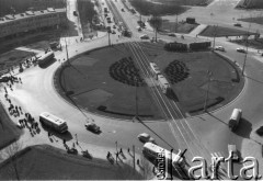04.04.1963, Warszawa, Polska.
Rondo Waszyngtona na Saskiej Kępie.
Fot. Jarosław Tarań, zbiory Ośrodka KARTA [63-13]

