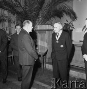 Październik 1968, Polska. 
Uroczystość odznaczenia Oderem Odrodzenia Polski obywatela Pietrzaka.
Fot. Jarosław Tarań, zbiory Ośrodka KARTA
