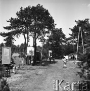 05.07.1968, Polska.
Lato w mieście - akcja Głównego Komitetu Kultury Fizycznej i Turystyki. Obóz wakacyjny Związku Młodzieży Socjalistycznej. Po lewej 