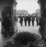 Wrzesień 1968, Warszawa, Polska.
Plac Zwycięstwa (obecnie Piłsudskiego). Uroczystości związane z ustanowieniem przez Ministra Obrony Narodowej odznaki 