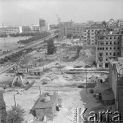 Lipiec 1963, Warszawa, Polska.
Budowa wschodniej ściany ulicy Marszałkowskiej.
Fot. Jarosław Tarań, zbiory Ośrodka KARTA [63-153]

