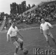 29.06.1964, Warszawa, Polska.
Aktor Adolf Dymsza podczas meczu aktorzy - dziennikarze na stadionie 