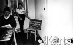 Wrzesień 1980, Gdańsk, Polska.
Pierwsza siedziba Niezależnych Samorządnych Związków Zawodowych 