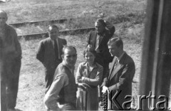 Wrzesień 1939, Lublin, Polska.
Pociąg na stacji kolejowej, ewakuacja pracowników urzędów państwowych i ich rodzin na wschód.
Fot. Bolesław Pełczyński, zbiory Ośrodka KARTA, album rodzinny udostępnił Włodzimierz Pełczyński.

