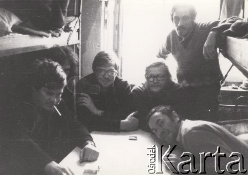 Grudzień 1981- styczeń 1982, Białołęka k/Warszawy, Polska.
Działacze opozycji i 