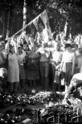1.08.1984, Warszawa, Polska.
40 rocznica Powstania Warszawskiego - manifestacja patriotyczna przy kwaterach powstańczych na Cmentarzu Komunalnym.
Fot. Jolanta Wilkońska, zbiory Ośrodka KARTA
 
