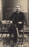 1919-1939, Krasnystaw, Lubelskie woj., Polska
Grzegorz Kościuk, od kwietnia 1919 pracownik Policji Państwowej w Krasnymstawie, od 1930 r. przodownik PP, zamordowany w Twerze w 1940 r.
Fot. NN, zbiory Ośrodka KARTA, udostępnił Krzysztof Kościuk.

