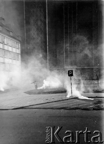 3.05.1982, Gdańsk, Polska.
Stan wojenny - walki uliczne podczas niezależnej manifestacji, zorganizowanej przez podziemne struktury NSZZ 