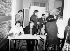 Luty 1981, Warszawa, Polska.
Strajk okupacyjny Studentów SGGW domagających się rejestracji Niezależnego Zrzeszenia Studentów.
Fot. NN, kolekcja NZS SGGW, zbiory Ośrodka KARTA, udostępnili Ryszard Marszałek i Jerzy Boruc