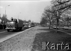 1.05.1982, Warszawa, Polska.
Niezależna manifestacja pierwszomajowa na Wisłostradzie.
Fot. NN, kolekcja NZS SGGW, zbiory Fundacji Ośrodka KARTA, udostępnili Ryszard Marszałek i Jerzy Boruc