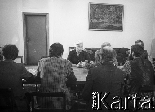 25.05.1981, Warszawa, Polska.
Spotkanie w sejmie po marszu protestacyjnym zorganizowanym przez NZS w obronie więźniów politycznych, n/z w centrum wicemarszałek Sejmu Halina Skibniewska.
Fot. NN, kolekcja NZS SGGW, zbiory Fundacji Ośrodka KARTA, udostępnili Ryszard Marszałek i Jerzy Boruc