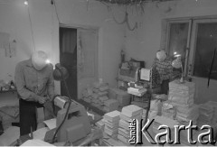 1982-1983, miejsce nieznane, Polska.
Konspiracyjna drukarnia.
Fot. NN, kolekcja NZS SGGW, zbiory Fundacji Ośrodka KARTA, udostępnili Ryszard Marszałek i Jerzy Boruc