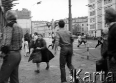 31.08.1982, Warszawa, Polska.
Rozpędzanie manifestacji w drugą rocznicę podpisania porozumień sierpniowych.
Fot. NN, zbiory Ośrodka KARTA
