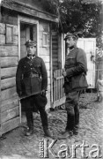 1921, Polska.
Podporucznik Stanisław Kato z bratem Henrykiem.
Fot. NN, zbiory Ośrodka KARTA, kolekcja Stanisława Kato, udostępnił Wojciech Kato
