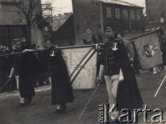 Styczeń 1939, Warszawa, Polska.
Pogrzeb Romana Dmowskiego, kondukt na ulicach Warszawy.
Fot. NN, zbiory Ośrodka KARTA

