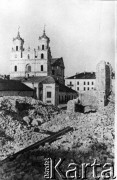 1941, Grodno, Białostocka obł., ZSRR.
Widok na Kościół Jezuitów - farę i ruiny miasta.
Fot. NN, zbiory Ośrodka KARTA