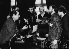 1981, Wrocław, Polska.
Konferencja na Politechnice Wrocławskiej, drugi z prawej stoi Aleksander Labuda.
Fot. NN, zbiory Ośrodka KARTA

