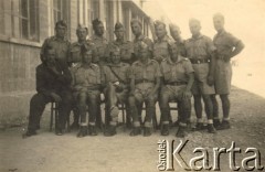 Listopad 1942, Teheran, Persja, Iran.
Żołnierze Armii Polskiej na Wschodzie w obozie nr 4.
Fot. NN, zbiory Ośrodka KARTA, kolekcję Jana Troszyńskiego udostępnił Jan Laskowski

