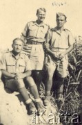 Maj 1943, Quizil-Ribat, Irak.
Żołnierze 2 Korpusu Polskiego. W środku stoi Jan Troszyński.
Fot. NN, zbiory Ośrodka KARTA, kolekcję Jana Troszyńskiego udostępnił Jan Laskowski

