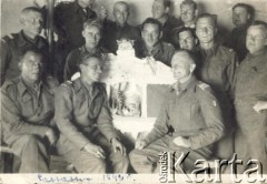 1942, brak miejsca.
Żołnierze Polskich Sił Zbrojnych w ZSRR.
Fot. NN, zbiory Ośrodka KARTA, kolekcję Jana Troszyńskiego udostępnił Jan Laskowski

