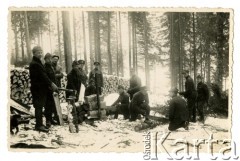 02.04.1940, Łotwa.
Internowani żołnierze Wojska Polskiego.
Fot.NN, zbiory Ośrodka KARTA, Pogotowie Archiwalne [PAF_012], album Bogdana Konopko udostępnił Michał Zdrojewski
