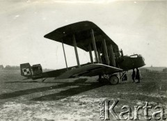 1920, Lwów, Polska.
Ciężki bombowiec Friedrichshafen G.IIIa nr 511/17 z 21 Eskadry Niszczycielskiej.
Fot. NN, zbiory Ośrodka KARTA, Pogotowie Archiwalne [PAF_011], udostępniła Jolanta Szczudłowska