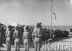 1942, brak miejsca.
Msza polowa.
Fot. NN, zbiory Ośrodka KARTA, kolekcję Stanisława Jankowskiego udostępnił Piotr Jankowski
 
