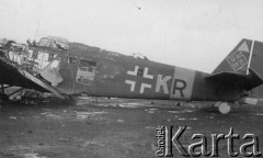 1940-1945, brak miejsca.
Zniszczony niemiecki samolot.
Fot. NN, zbiory Ośrodka KARTA, kolekcję Stanisława Jankowskiego udostępnił Piotr Jankowski
 
