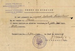 1940, Paryż, Francja
Przepustka wydana sierżantowi Stanisławowi Zalewskiemu. Na dole pieczęć Centrum Wyszkolenia Łączności w Wersalu.
Fot. zbiory Ośrodka KARTA, kolekcję Stanisława Zalewskiego udostępnił Leszek Bartnicki


