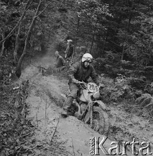 Ok. 1967, Polska.
Rajd motocyklowy, tzw. 