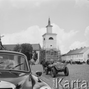 Lata 60., Pułtusk, woj. warszawskie, Polska.
Bazylika Zwiastowania Najświętszej Maryi Panny.
Fot. Bogdan Łopieński, zbiory Ośrodka KARTA