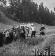 Lata 60., Polska.
Pogrzeb.
Fot. Bogdan Łopieński, zbiory Ośrodka KARTA