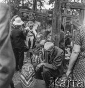19.08.1968, Garbarka, woj. białostockie, Polska.
Pielgrzymi podczas Święta Przemienienia Pańskiego.
Fot. Bogdan Łopieński, zbiory Ośrodka KARTA 
