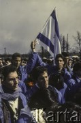 1988, Oświęcim-Brzezinka, woj. katowickie, Polska.
Pierwszy Marsz Żywych zorganizowany przez izraelskie ministerstwo oświaty na terenie niemieckiego obozu koncentracyjnego KL Auschwitz-Birkenau.
Fot. Bogdan Łopieński, zbiory Ośrodka KARTA